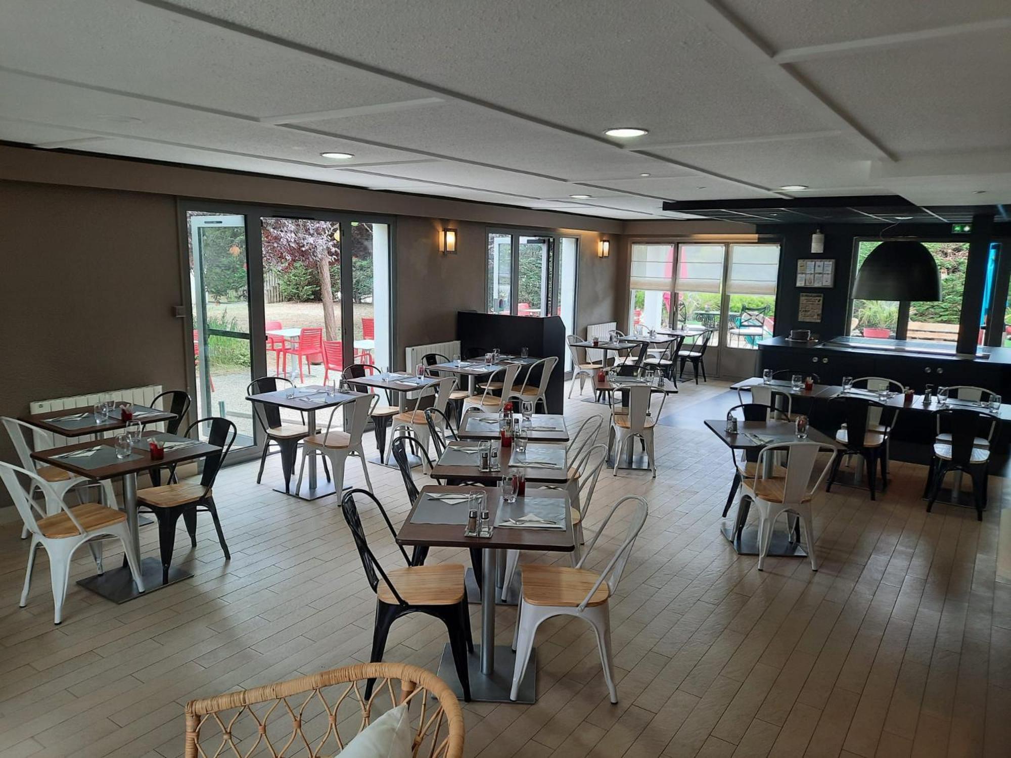 Campanile Metz Est Technopole - Restaurant Hotel Eksteriør billede