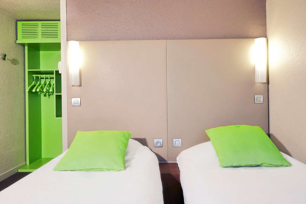 Campanile Metz Est Technopole - Restaurant Hotel Værelse billede